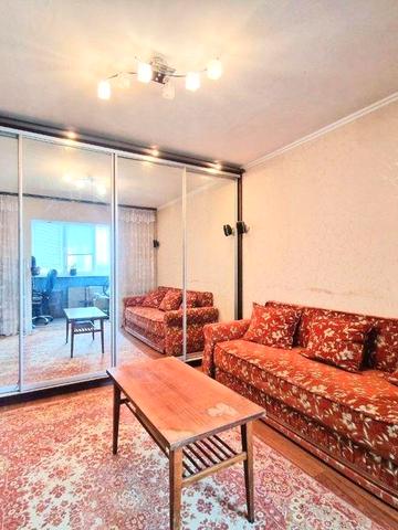 Продам 2-х к. Квартиру, метро Оболонь, Мінська