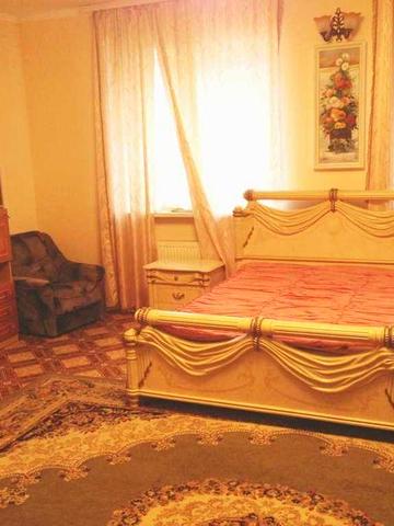 Здам 1 кімн. квартиру 55 м.кв. в Петропавлівській Борщагівці вул. Оксамитова 18