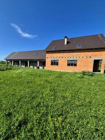 Будинок в селі Дулово