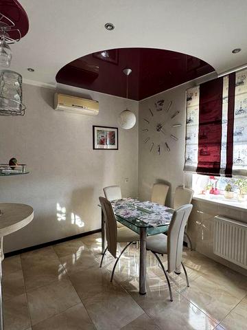 Продам 2-х кімнатну квартиру від власника ЖК Левада