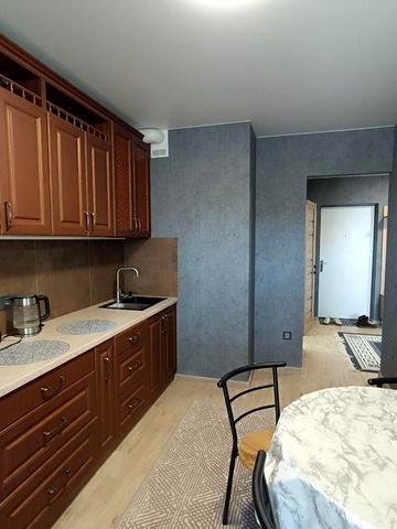 Здам 1 кімнатну  квартиру по вулиці Металургів 35