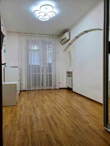 Сдается двухкомнатная квартира на Тополь 1 , 26