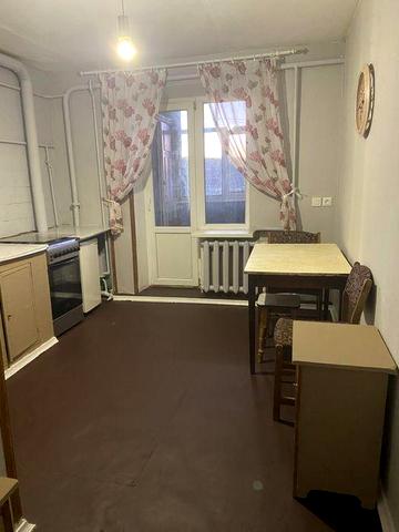 Продам 3-х кімнатну квартиру у тихому районі міста ЖК Кооператив 1