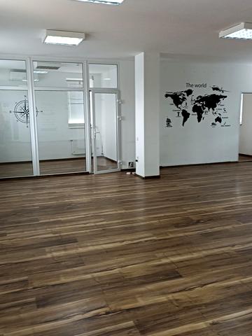 Мури вул. (Поліни Осипенко), 18