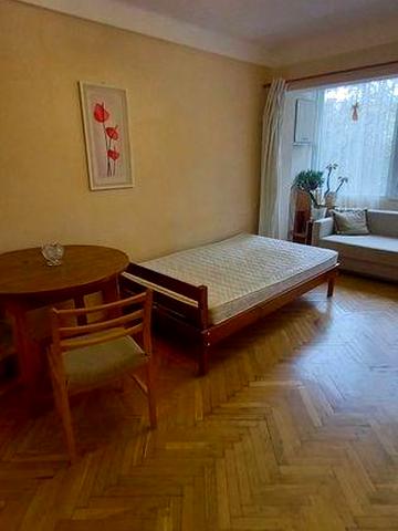 Сдаю 1к-ую кв-ру  на ул. Р. Ратушного, ст.м. Вокз-ая