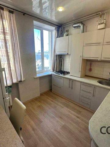 Сдам просторную 2-к квартиру проспект Яворницкого Пассаж ЦУМ Центр