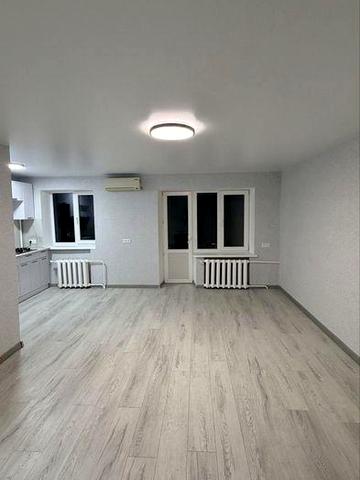 Продам классную однокомнатную квартиру возле Пармезана с ремонтом!!!