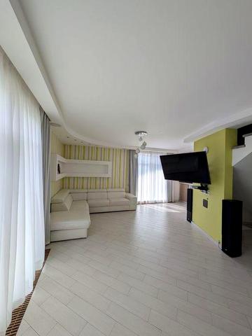 Оренда затишного автономного будинку  в Ірпені (Стоянка-2)