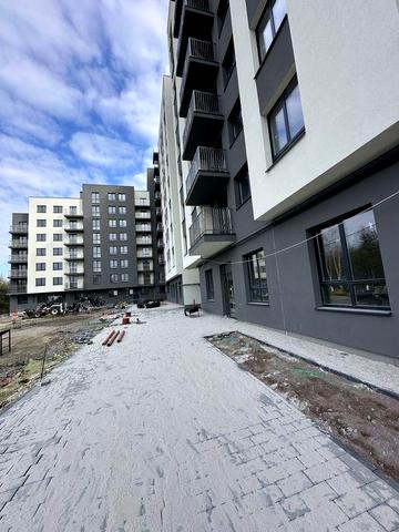 Продаж 2 кім.квартири ,новобудова здана .ЄОселя 89тис.. ЖК Франко