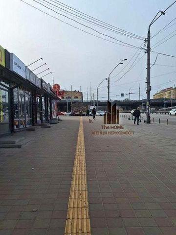 Продаж 3 кімнатної квартири  Київ Берестейський 45 Програми+