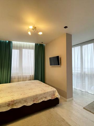 Володимира Наумовича вул. (Антонова-Овсієнка), 4-А