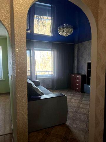 Продам 1-к  квартиру 38,7кв.м 4/5 поверх з ремонтом та меблями