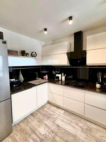 Продам 5 к Видову квартиру Лівий берег ЖК 10 мікрорайон