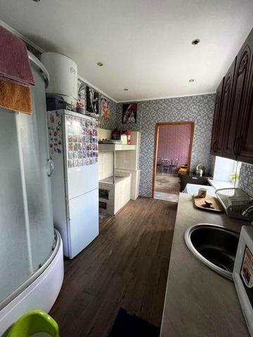 Продам двокімнатну квартиру