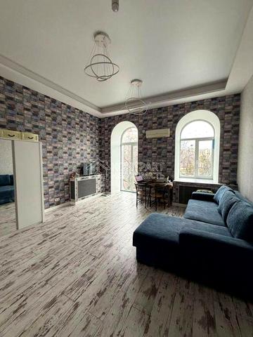 Продаж / Квартира / Харків/Центр