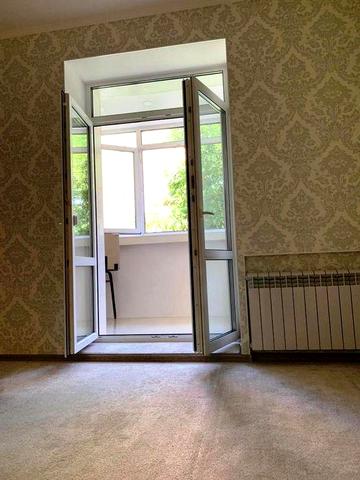 2-к. кв. вул. Динамівська 2, Центр