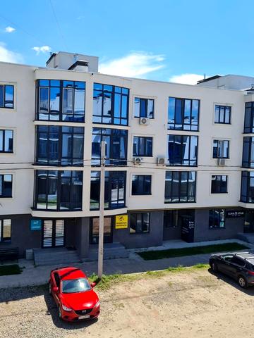 Патріотів вул., 2