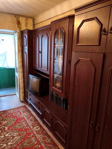 Продам  2 -х кім. квартиру вул.Празька 29/1