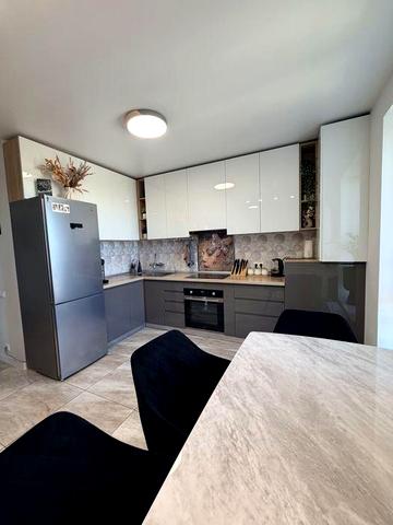 Продам квартиру Песочин ЖК Комарова