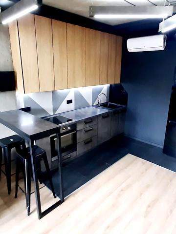 Джона Маккейна вул. (Івана Кудрі), 7