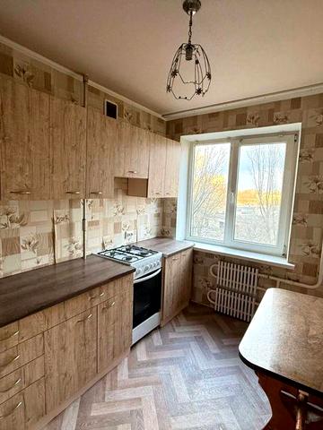 Продам 2-к квартиру на вул.Березинській