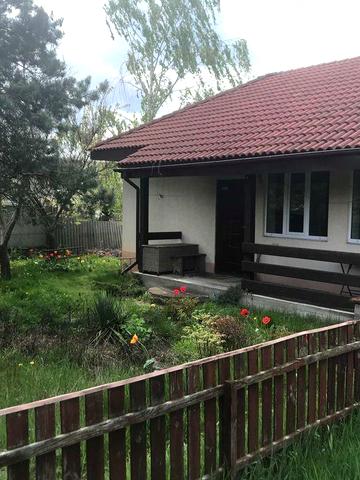 Будинок для родини в довгострокову оренду