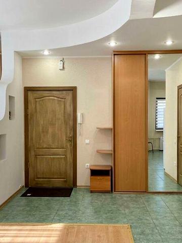 Довгострокова оренда 1к Квартира Корольова вулиця