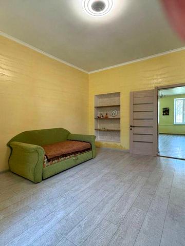 Сдам 2к квартиру на Черноморского Козачества