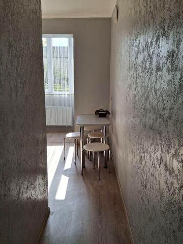 Здається трьох кімнатна квартира.