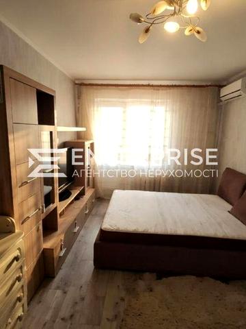 Продаж 1-к квартири  вул. Милославська  Деснянський р. Троєщина