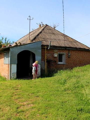 Продається будинок 49.8 кВ. М. + Ділянка з чудовим краєвидом 46 соток землі