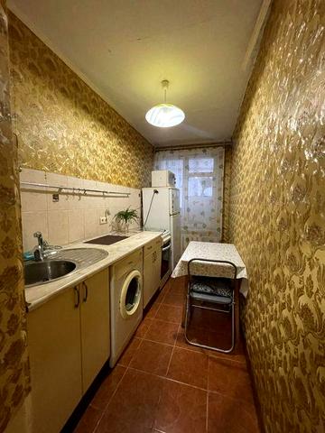 Без комісії !!! 1-кім. м. Деміївська