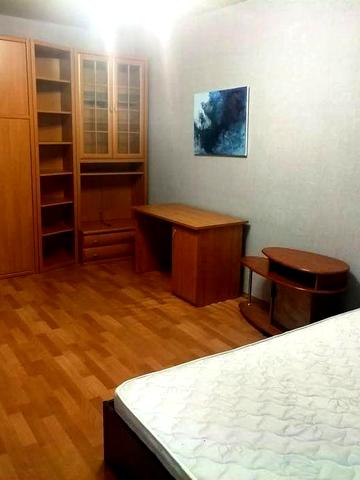 1 кімнатна на м. Шулявська