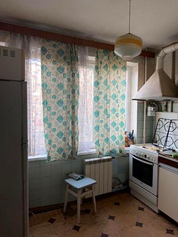 Теремки вул Лятошинського 4-а. метро, Республіка, Епіцентр