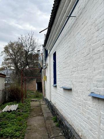 Продаю квартиру в центрі міста Лохвиці