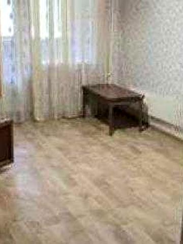 ПРОДАМ 3 ком кв 1/9  метро Холодная Гора