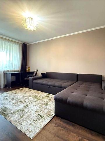 Здається 4х кімнатна