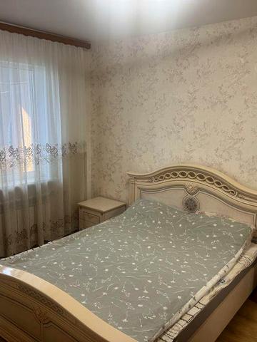 Здам гарну,недорогу 2х к.кв.Читай на яких умовах.Беруть з дитиною.Вільна