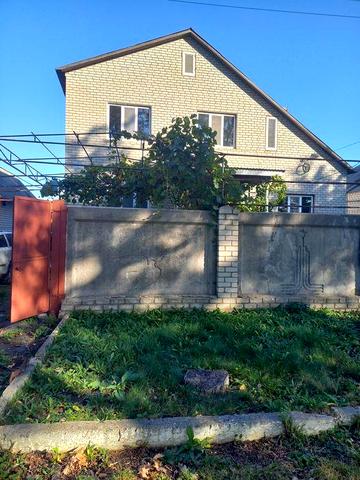 Будинок в гарному місці