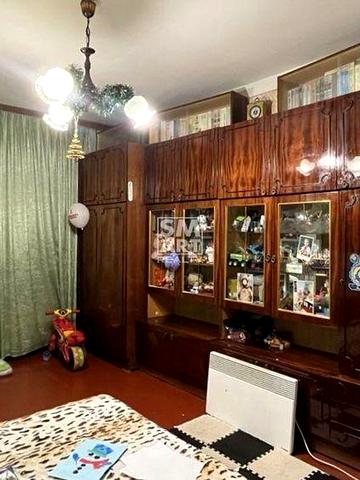 Без% Троєщина.Продаж 3к кв-ри Олександри Естер(Цвєтаєвої),8