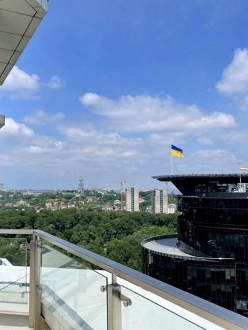 Болсуновська вул. (Сергія Струтинського), 2