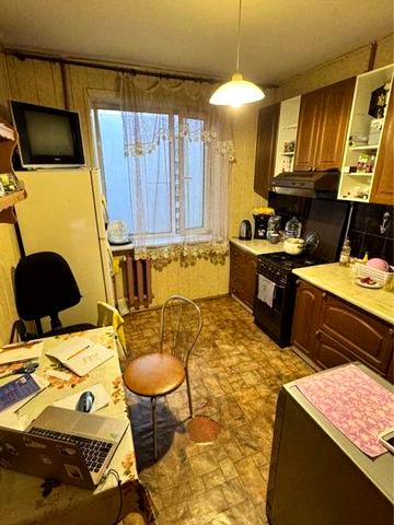 Продаж 2-х кімнатної панельки, по вул. Руська 269 (р-н Гравітону)