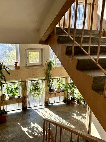 3к квартира  Газ 4 поверх Райдужний Можна безготівка гривні