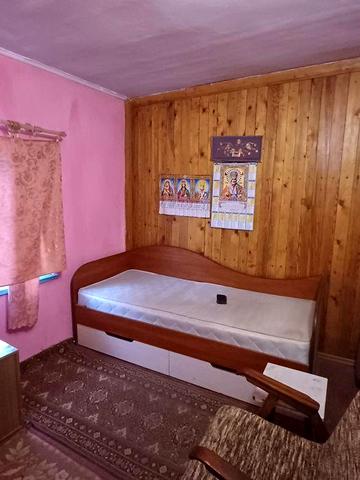 Продам дачний будинок,від центра міста 4км,є можливість прописки