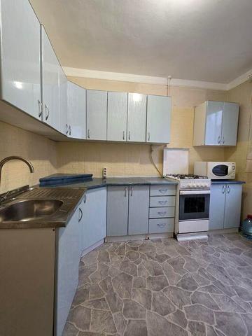 Оренда 2х кімнатної, ЕНТУЗІАСТІВ (р-н кінцевої 5рки), ОКРЕМІ КІМНАТИ!