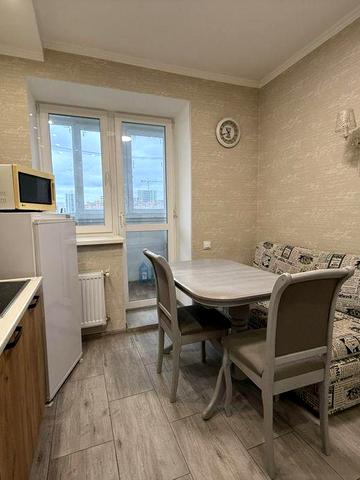 Гарна та затишна квартира в Новосілках, поруч метро Теремки, Чабани