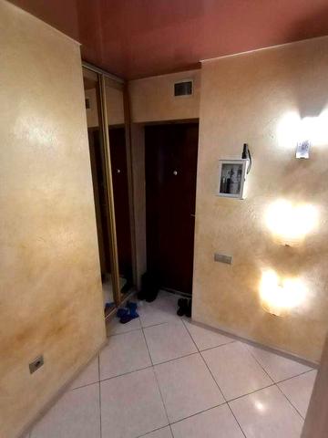 Ексклюзивна 1к квартира (37 м²) з дизайнерським ремонтом, джакузі та кабінетом!