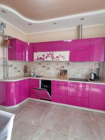 Середньофонтанська вул., 35