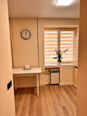 Власник, Оренда 2-ох кімнатної квартири по вул.Пулюя