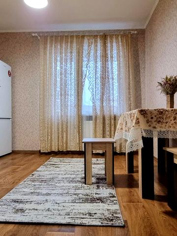 Ясинуватський пров., 11